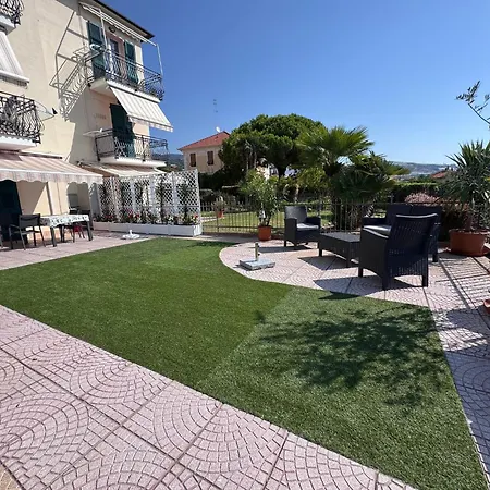 Lisa's House By Le Di Tati * Riva Ligure