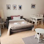 Διαμέρισμα Lisa's House *