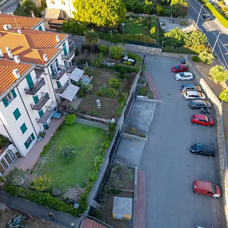 Apartamento Lisa's House By Le Di Tati Riva Ligure